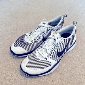 Nike Free Train Versatility Size 10.5
